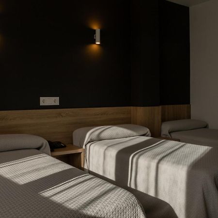 Hotel Hollywood Cangas do Morrazo Exterior foto
