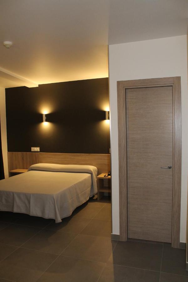 Hotel Hollywood Cangas do Morrazo Exterior foto